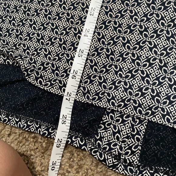 J Jill Scoop Neck Blouse Minimal Coastal Office Comfort Petite Large Navy White - Picture 10 of 11